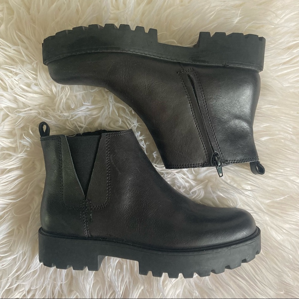Zodiac Shiloh Chelsea Boot Black Leather